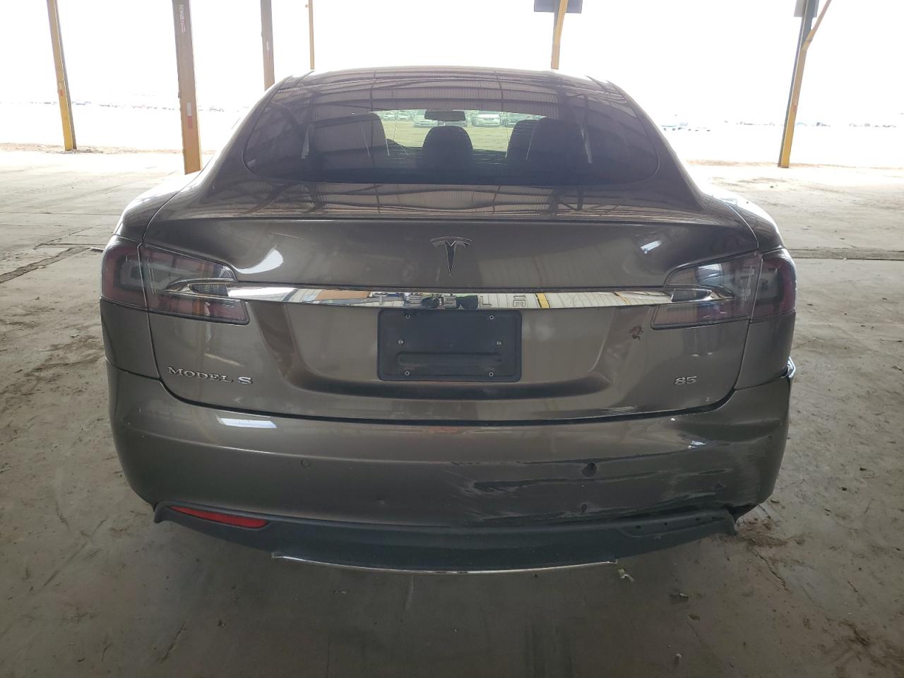 2015 Tesla Model S 85 VIN: 5YJSA1H11FF093212 Lot: 56778785