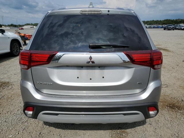  MITSUBISHI OUTLANDER 2020 Srebrny