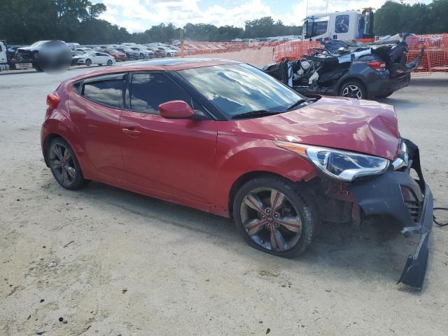  HYUNDAI VELOSTER 2016 Красный