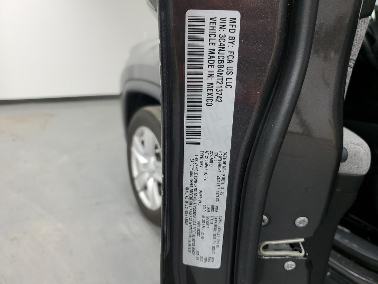 2022 Jeep Compass Latitude VIN: 3C4NJCBB4NT213742 Lot: 56679525