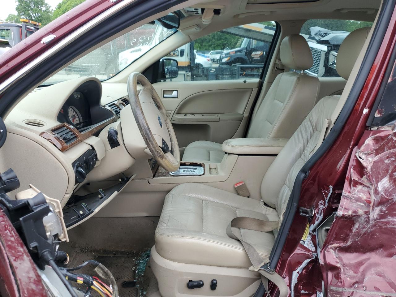 2005 Ford Five Hundred Limited VIN: 1FAFP25195G136277 Lot: 55783125