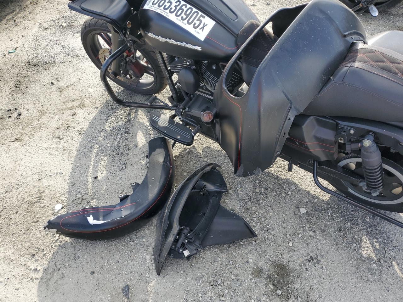 2015 Harley-Davidson Fltrxs Road Glide Special VIN: 1HD1KTM14FB608277 Lot: 56536905
