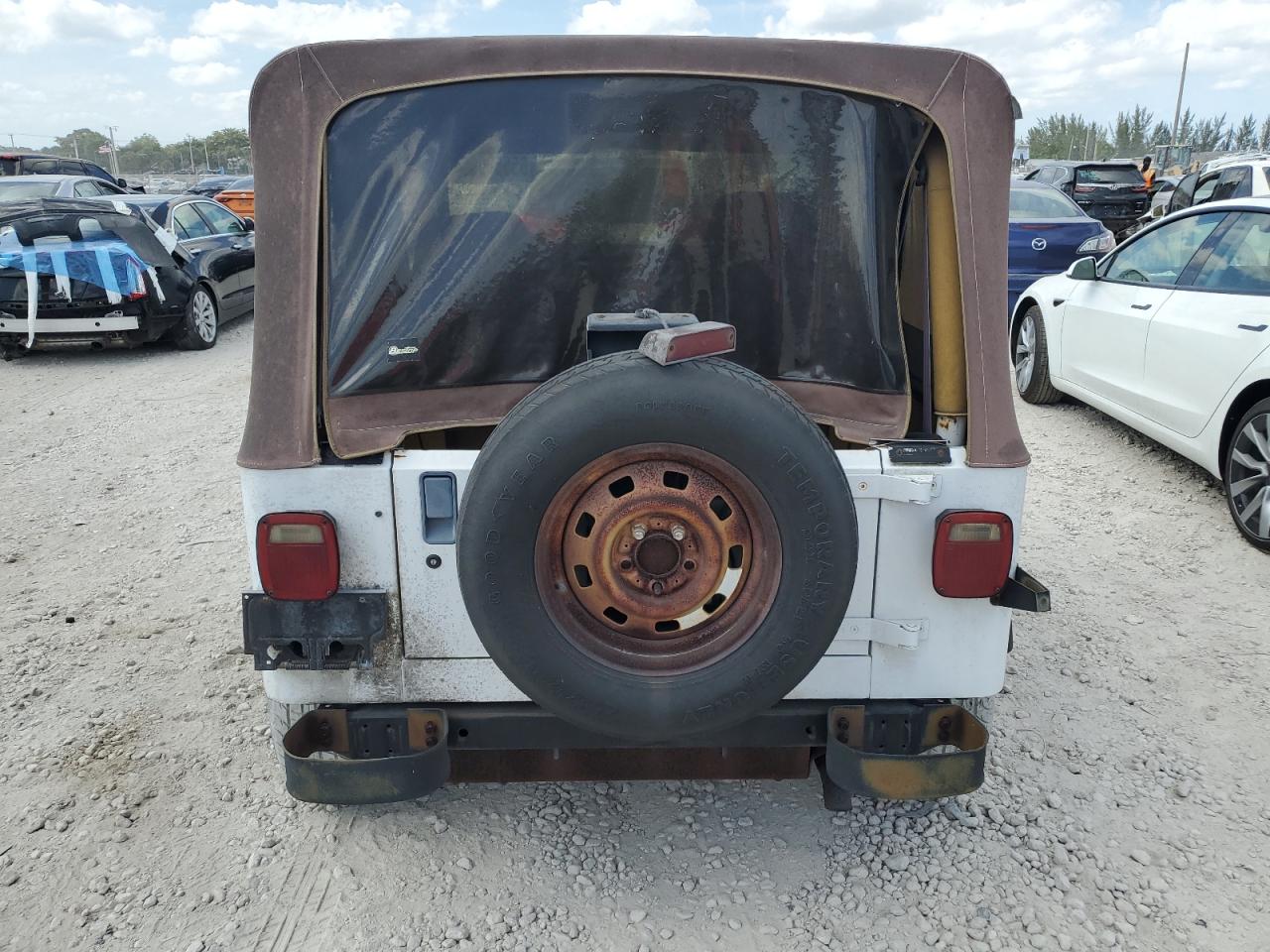 1995 Jeep Wrangler / Yj S VIN: 1J4FY19PXSP283293 Lot: 55553965