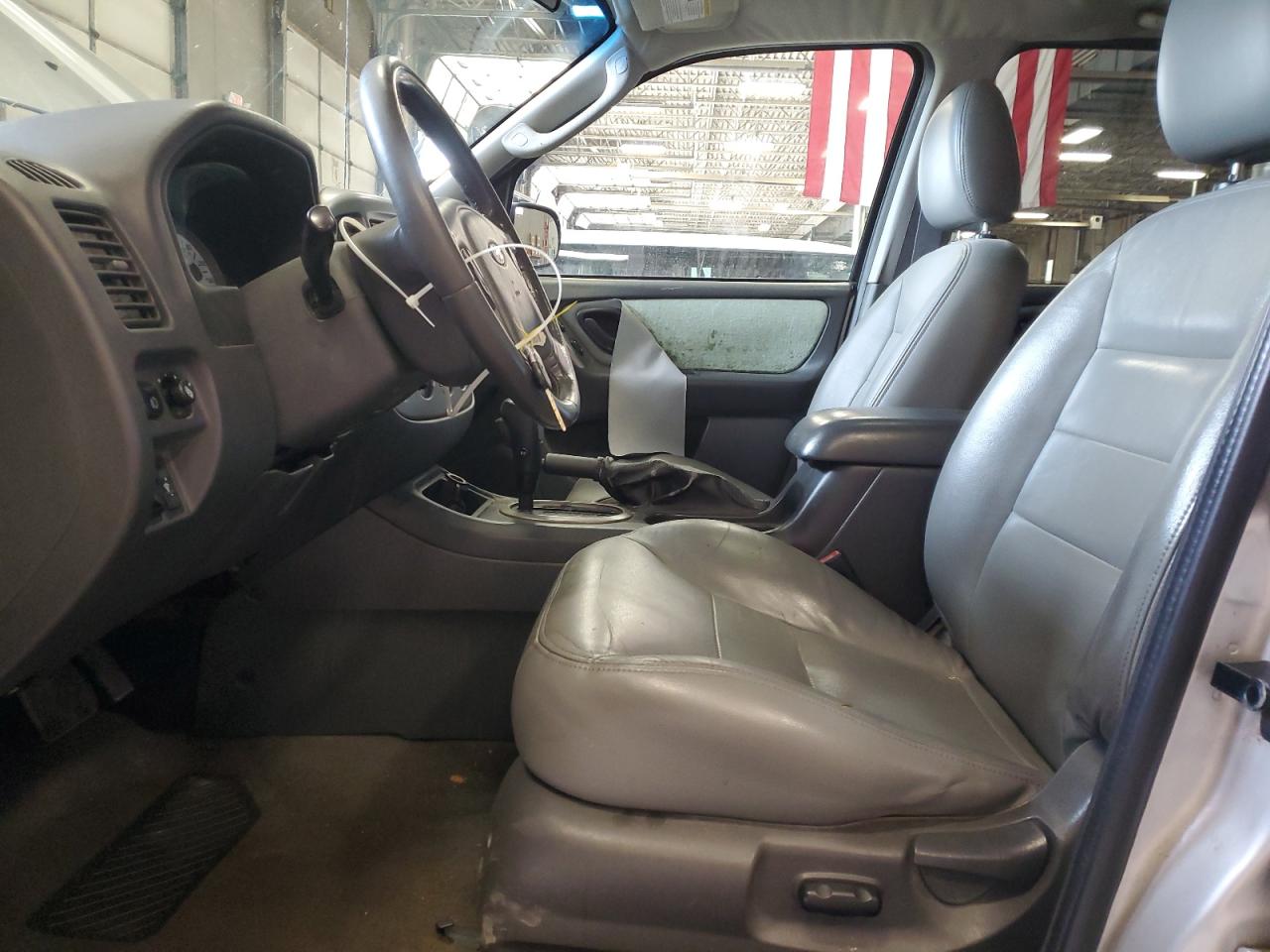 2005 Ford Escape Xlt VIN: 1FMYU93155DA15668 Lot: 57213355