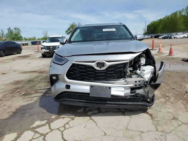  TOYOTA HIGHLANDER 2021 Srebrny