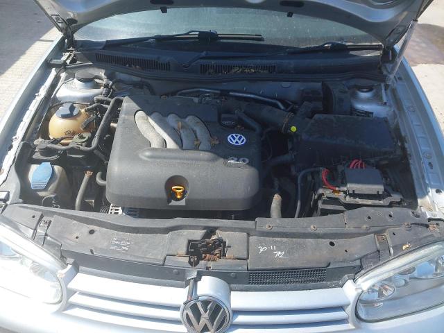 2001 VOLKSWAGEN GOLF