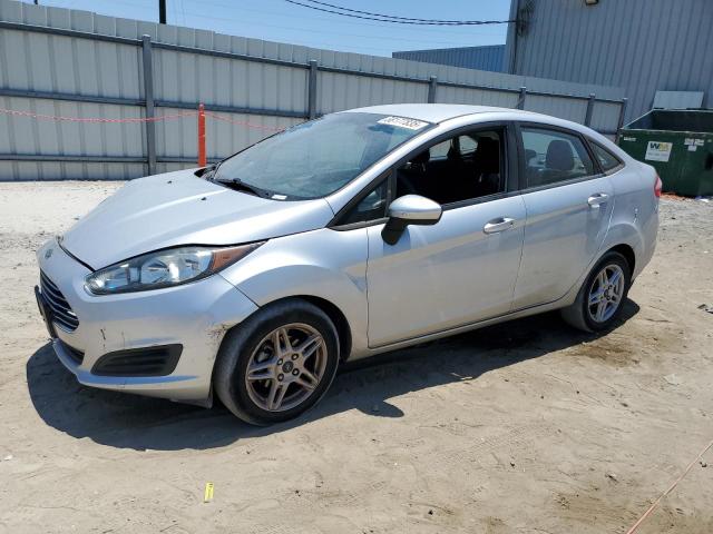  FORD FIESTA 2019 Srebrny