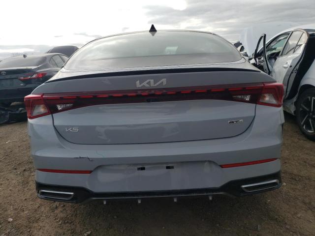  KIA K5 2023 Серый