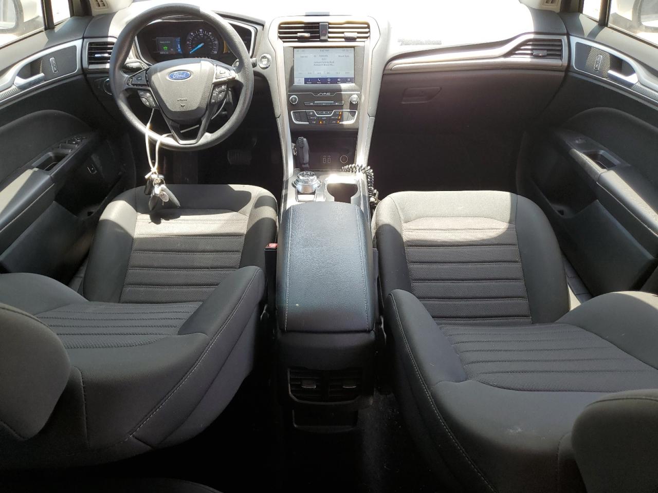 2020 Ford Fusion Se VIN: 3FA6P0LU1LR119089 Lot: 54028545