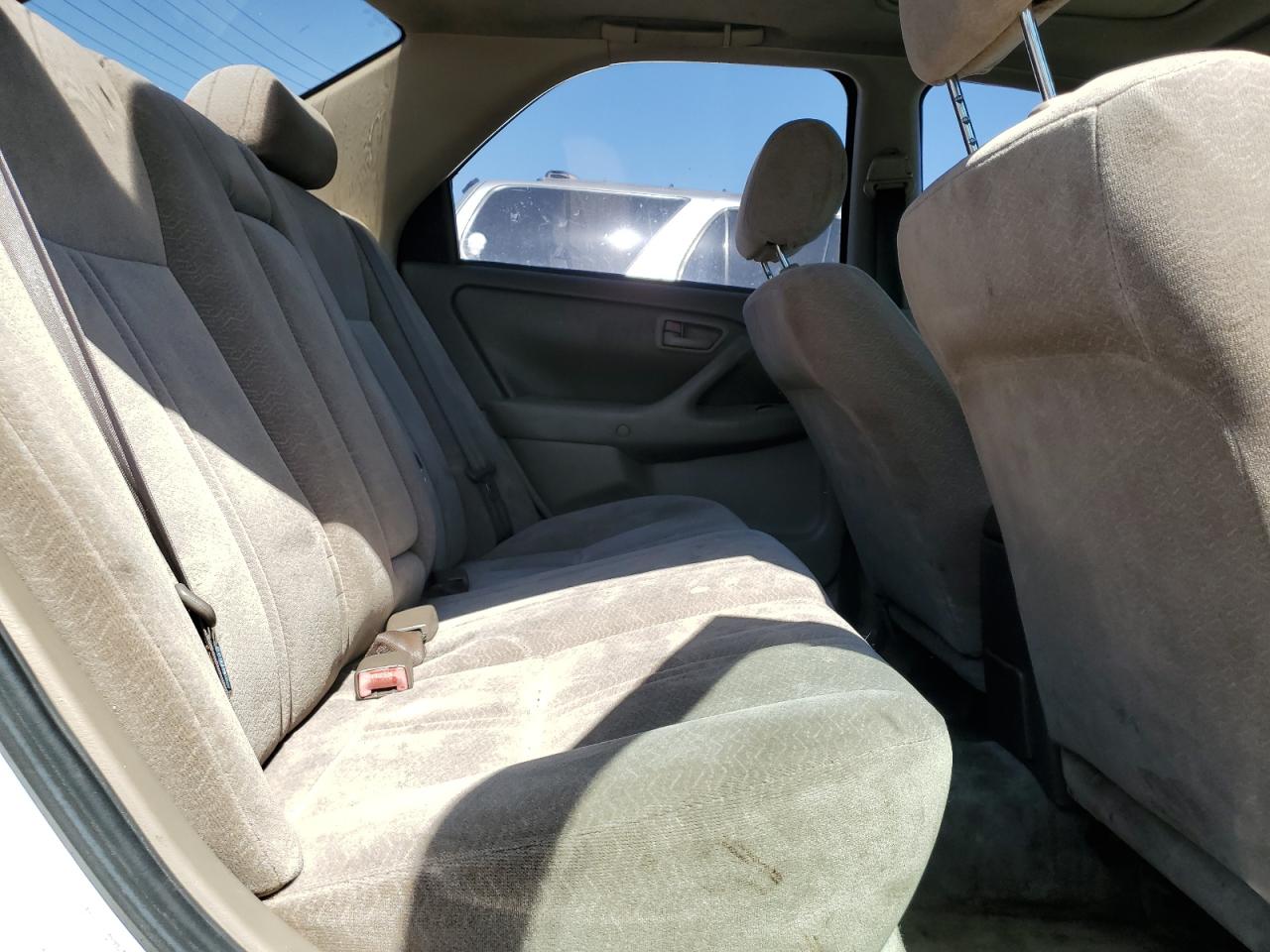 1997 Toyota Camry Le VIN: JT2BG22K9V0002215 Lot: 56932955
