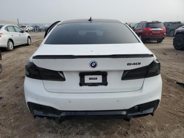  BMW 5 SERIES 2019 Белы