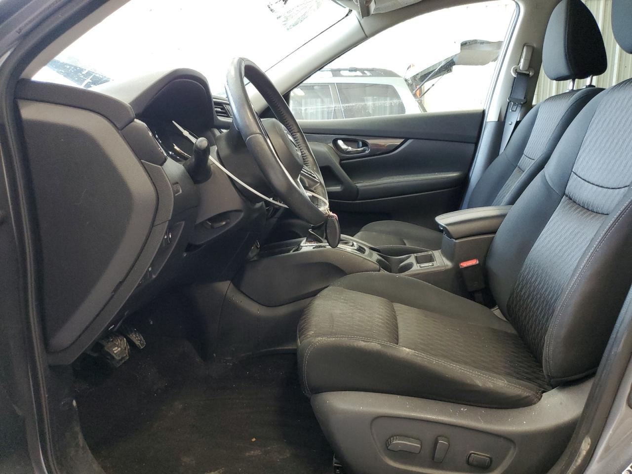 KNMAT2MV9JP530232 NISSAN ROGUE 2018