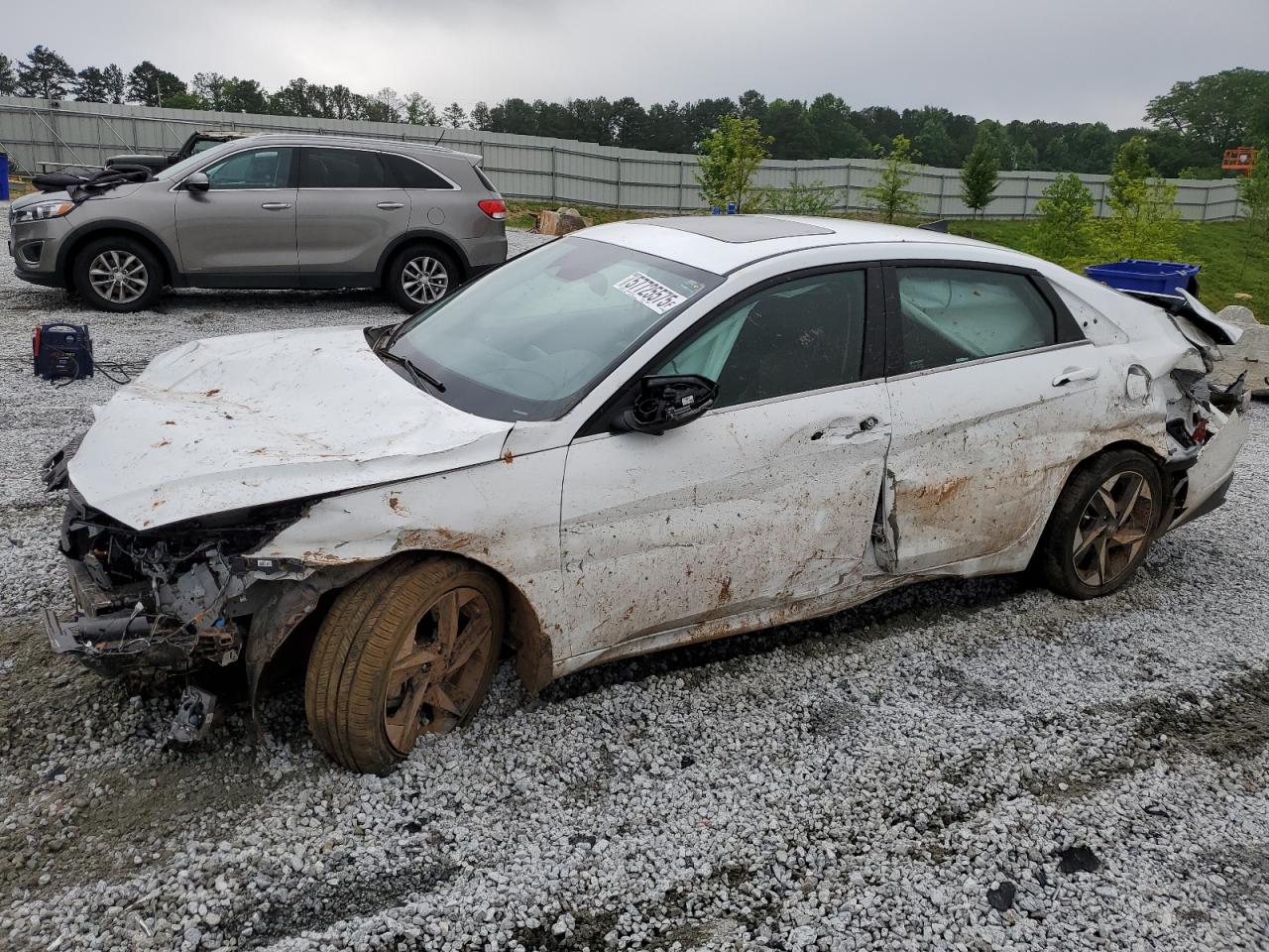2023 Hyundai Elantra Limited zu verkaufen in Fairburn, GA - All Over