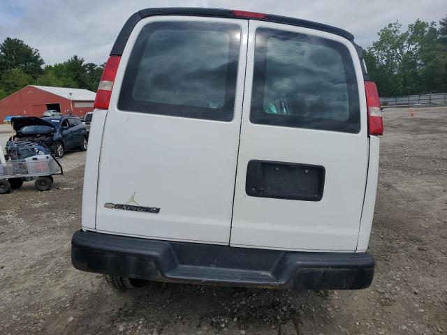  CHEVROLET EXPRESS 2018 Белый