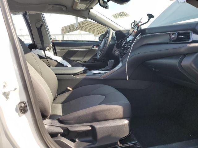  TOYOTA CAMRY 2023 Белый