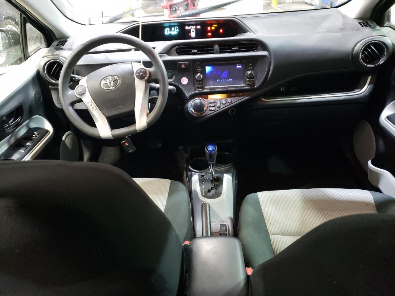 2014 Toyota Prius C VIN: JTDKDTB33E1570601 Lot: 55306925