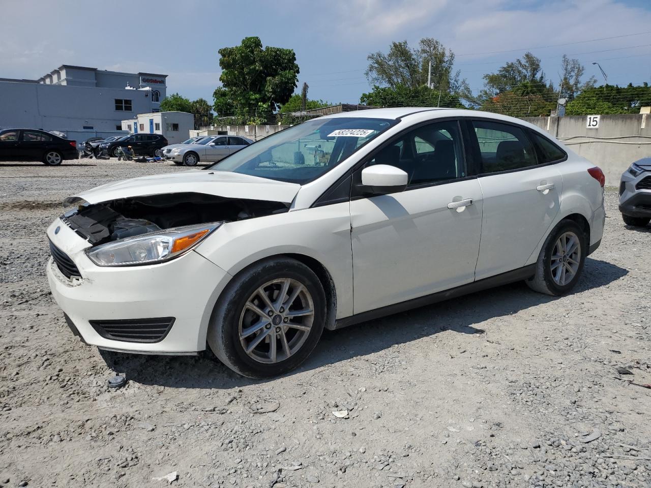 2018 Ford Focus Se იყიდება Opa Locka-ში, FL - Front End