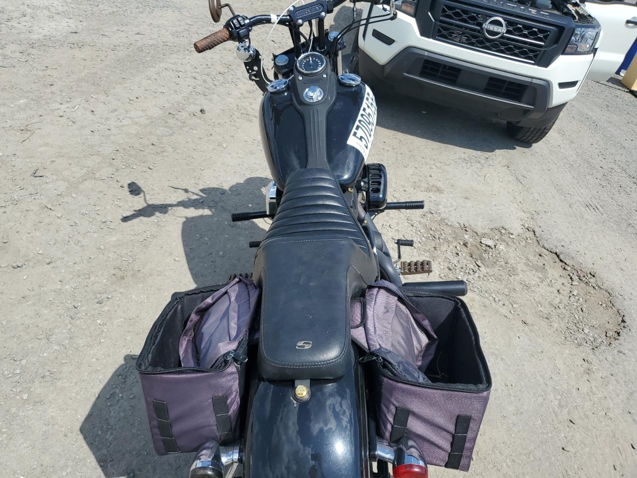 2017 Harley-Davidson Fxdb Dyna Street Bob VIN: 1HD1GXM18HC321482 Lot: 57095155