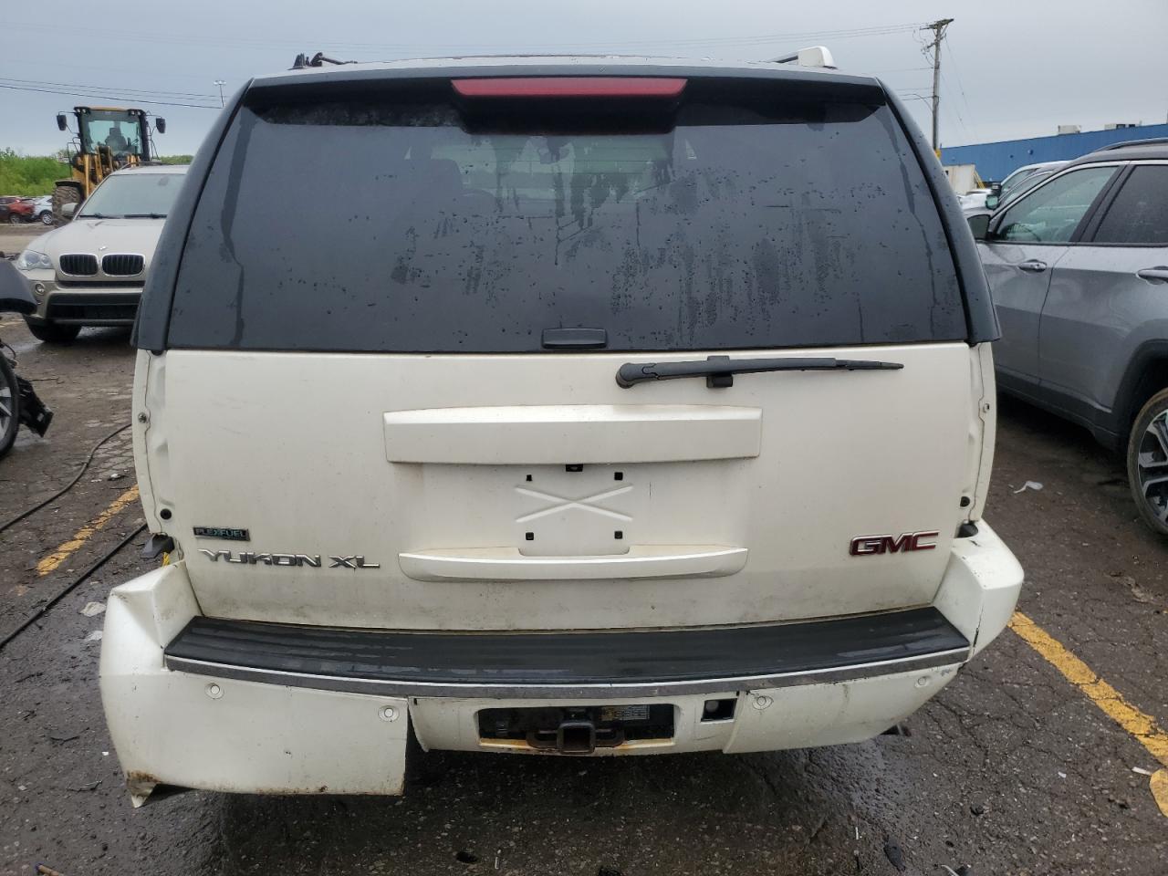 2012 GMC Yukon Xl Denali VIN: 1GKS2MEF7CR231604 Lot: 56971735