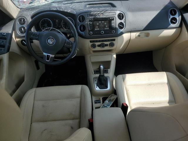  VOLKSWAGEN TIGUAN 2013 Красный