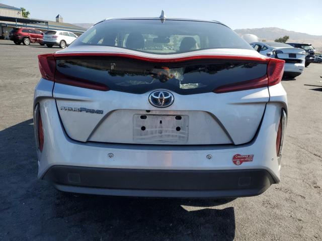  TOYOTA PRIUS 2017 Серебристый