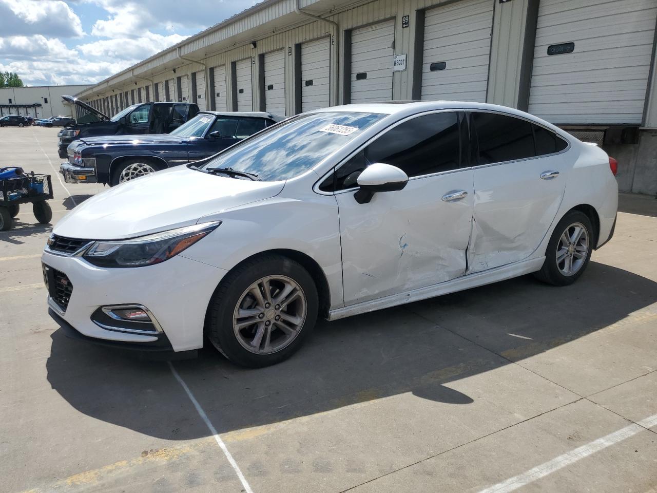 2017 Chevrolet Cruze Premier იყიდება Louisville-ში, KY - Side