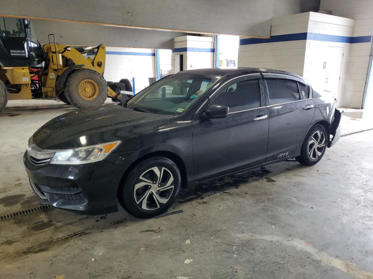 Sandston, VA에서 판매 중인 2016 Honda Accord Lx - Rear End