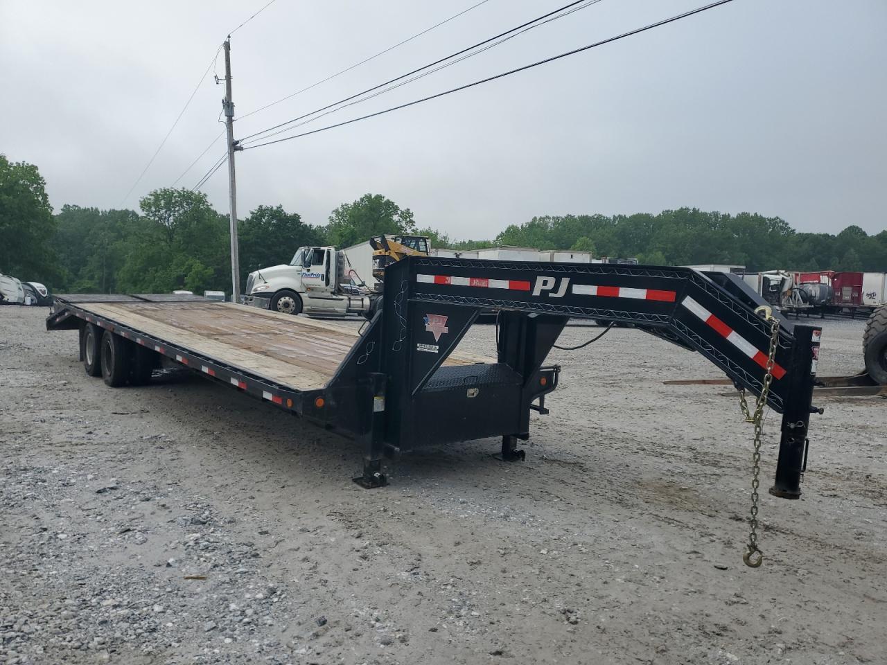 2016 Pj Gooseneck Fd302 Equipment Trailer en Venta en York Haven, PA - Front End