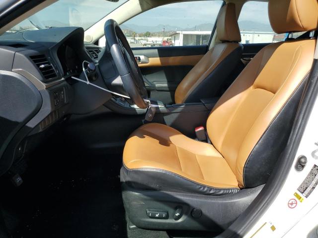  LEXUS CT 200 2014 White