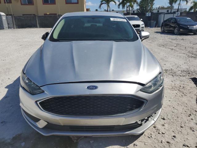 Sedans FORD FUSION 2017 Srebrny