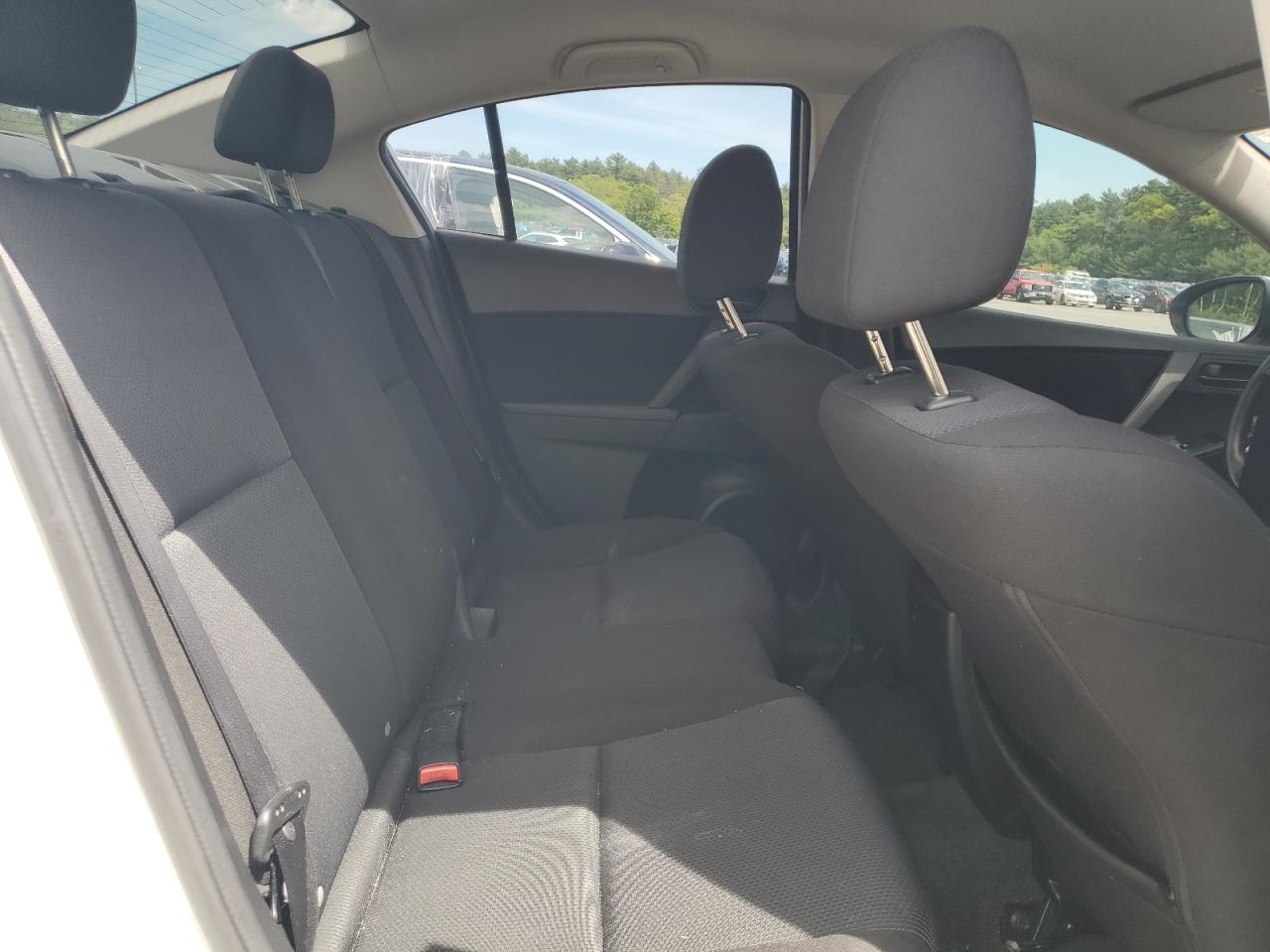 2011 Mazda 3 I VIN: JM1BL1UG2B1404315 Lot: 58082115