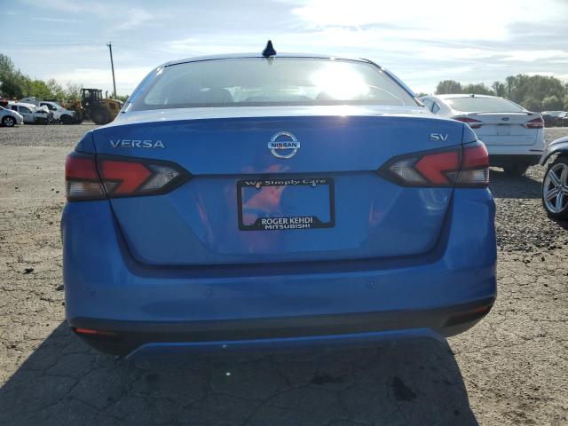  NISSAN VERSA 2021 Синій