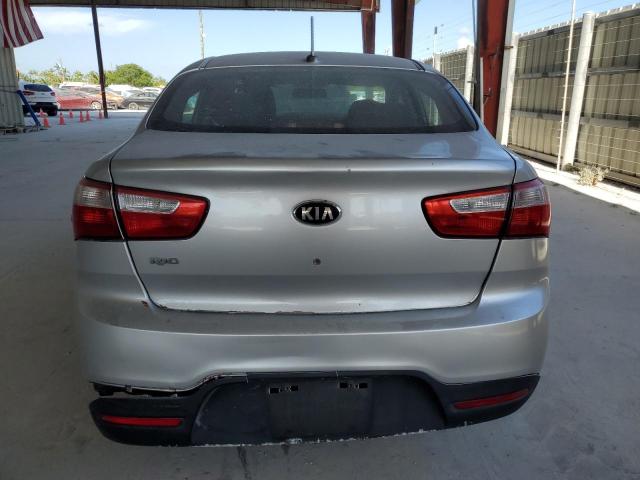 Sedans KIA RIO 2013 Srebrny