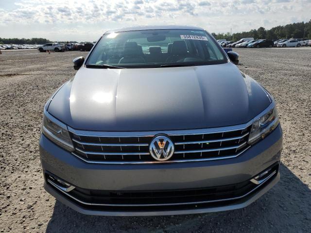  VOLKSWAGEN PASSAT 2016 Gray