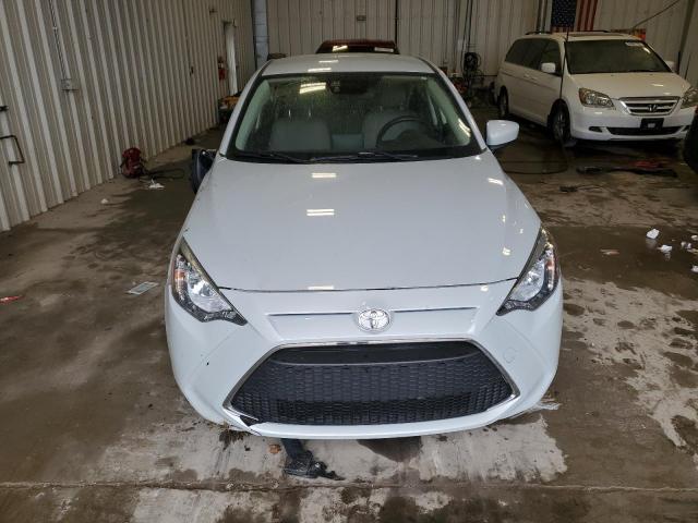  TOYOTA YARIS 2019 Biały