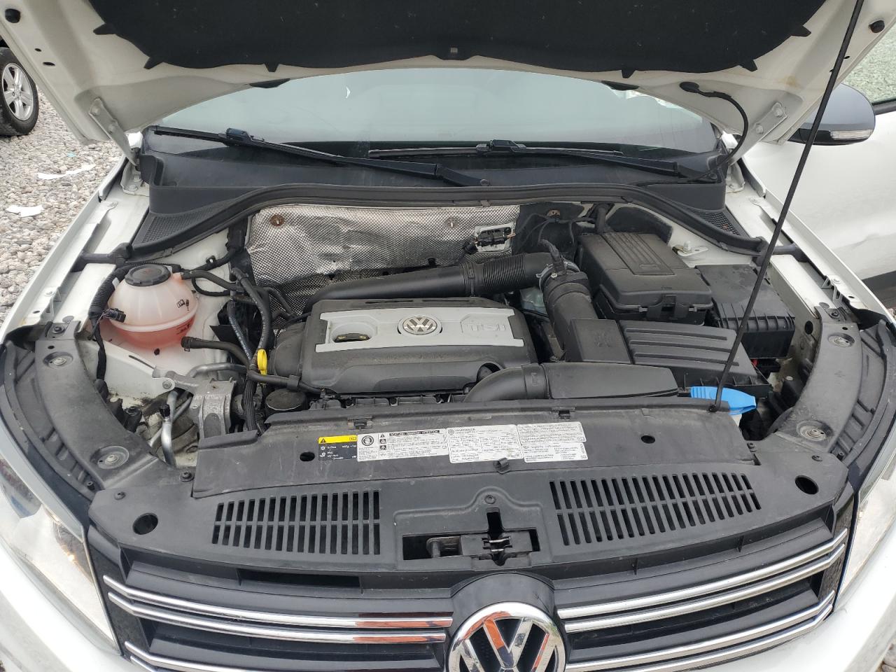 2017 Volkswagen Tiguan S VIN: WVGBV7AX7HK044068 Lot: 56567615