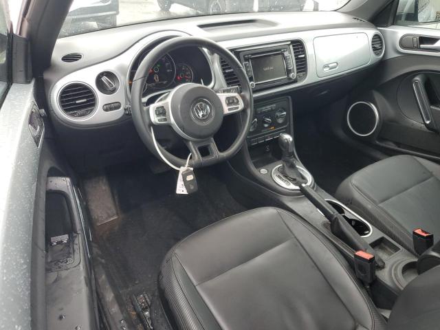 Hatchbacks VOLKSWAGEN BEETLE 2012 Srebrny
