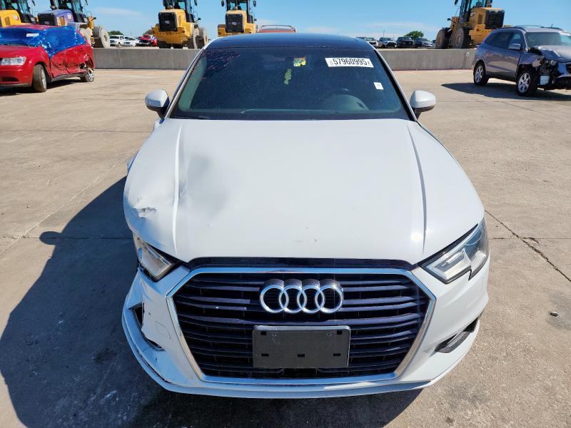  AUDI A3 2018 Білий