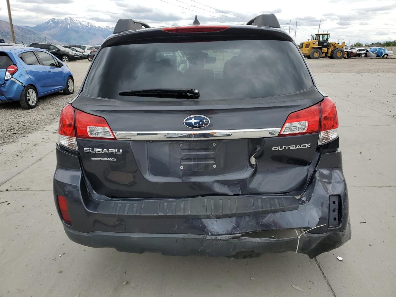2011 Subaru Outback 2.5I Limited VIN: 4S4BRCKC8B3370195 Lot: 56891635