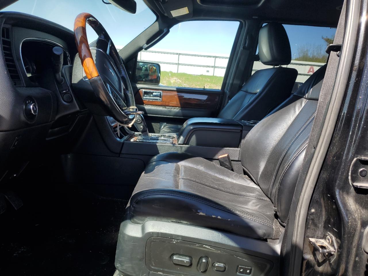 2015 Lincoln Navigator VIN: 5LMJJ2JT2FEJ03107 Lot: 56480805
