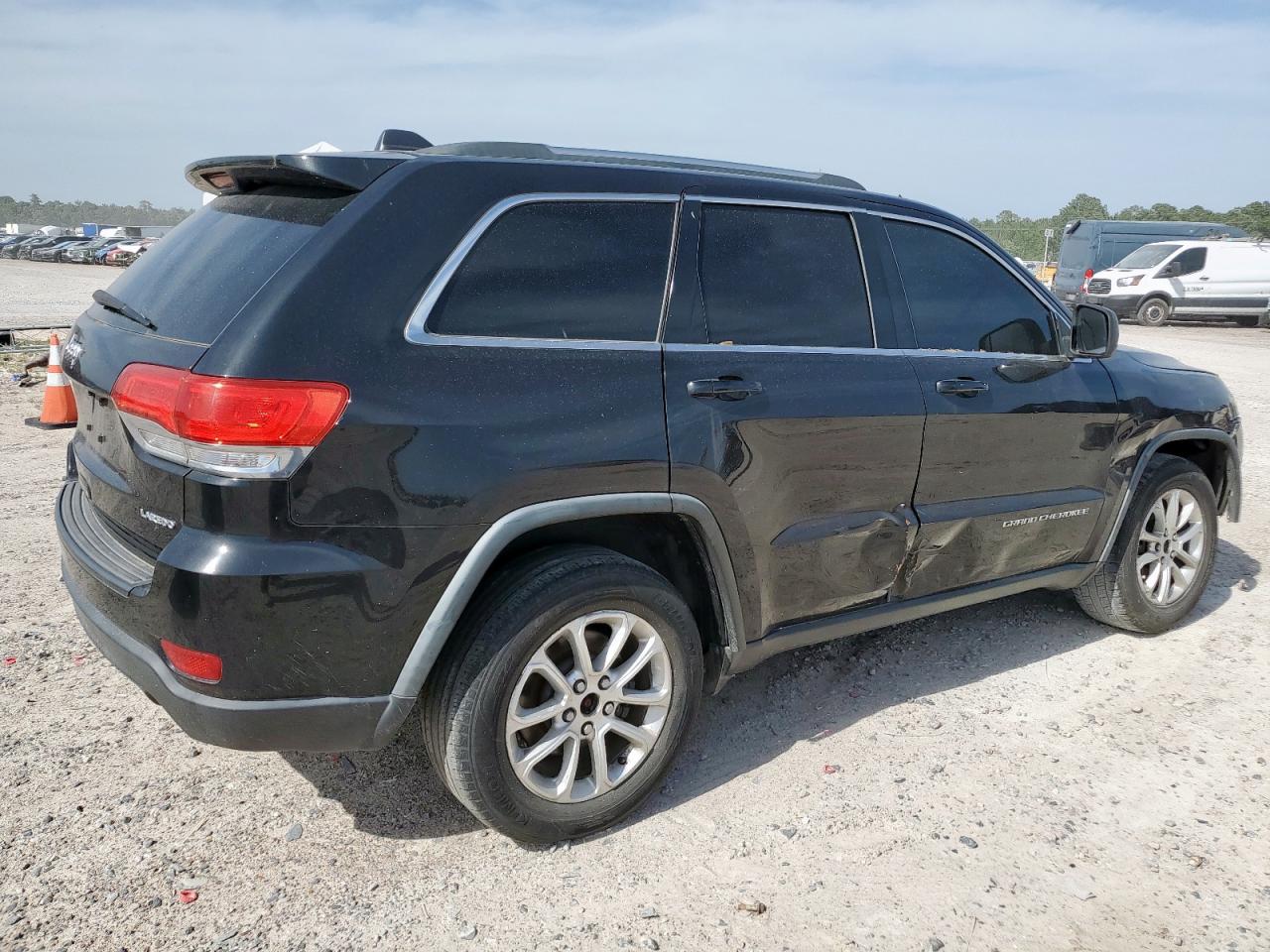2015 Jeep Grand Cherokee Laredo VIN: 1C4RJEAG1FC125545 Lot: 57151665