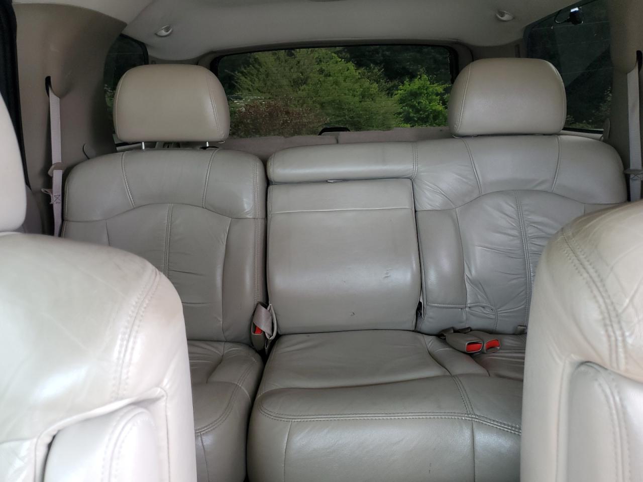 2001 Chevrolet Tahoe K1500 VIN: 1GNEK13T21J168737 Lot: 56449655