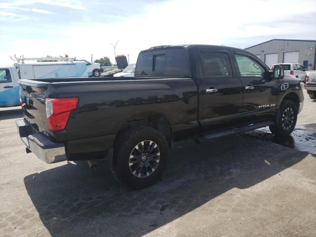  NISSAN TITAN 2017 Черный