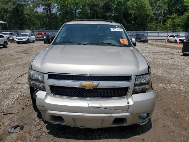  CHEVROLET SUBURBAN 2014 Бежевый