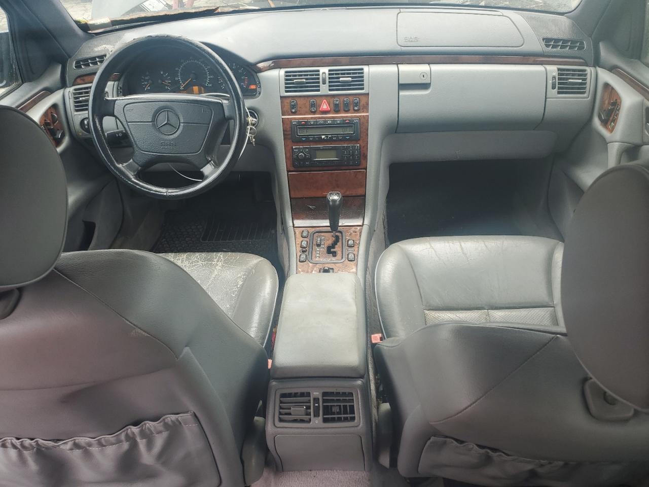 1999 Mercedes-Benz E 320 VIN: WDBJH65F0XA770084 Lot: 54714935