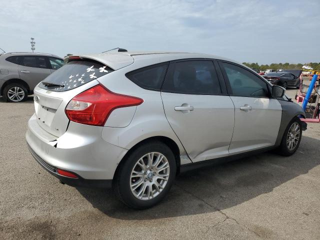  FORD FOCUS 2012 Серебристый