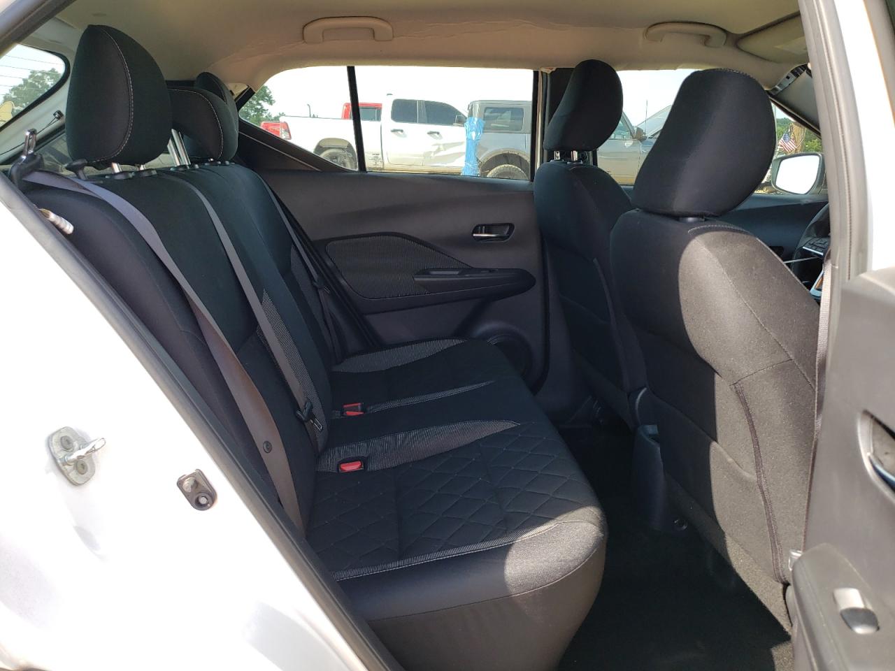 2018 Nissan Kicks S VIN: 3N1CP5CU3JL511892 Lot: 57260555