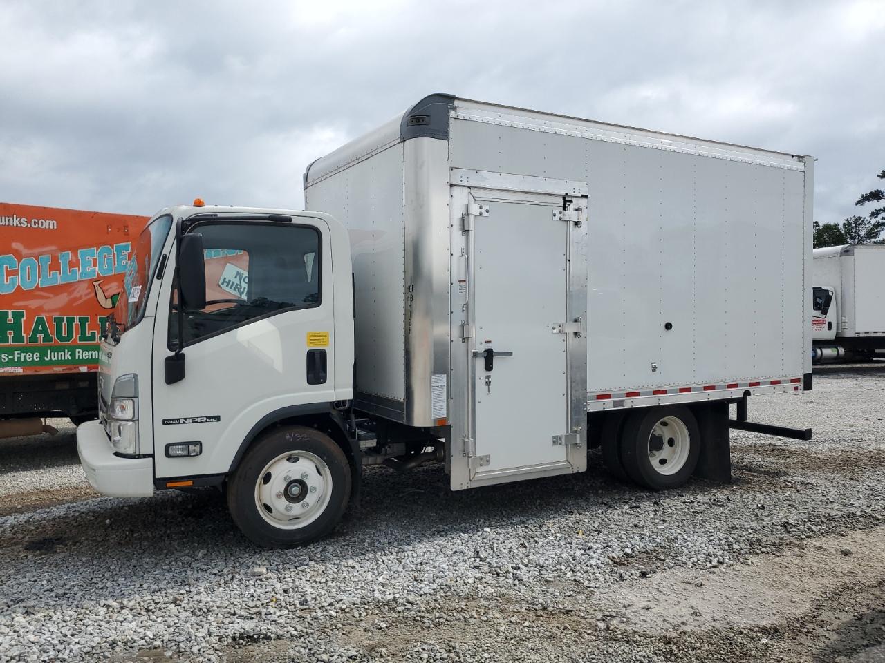 2024 Isuzu Npr Hd