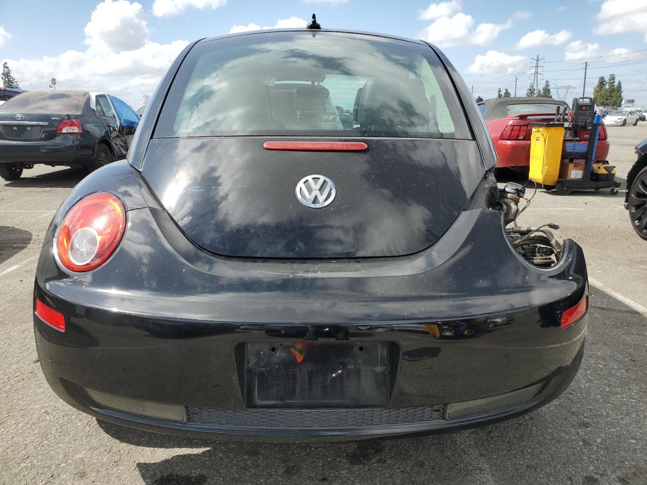 2010 Volkswagen New Beetle VIN: 3VWRG3AG7AM026400 Lot: 56533585