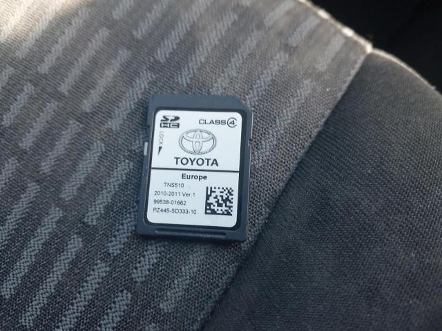 2010 TOYOTA AVENSIS TR